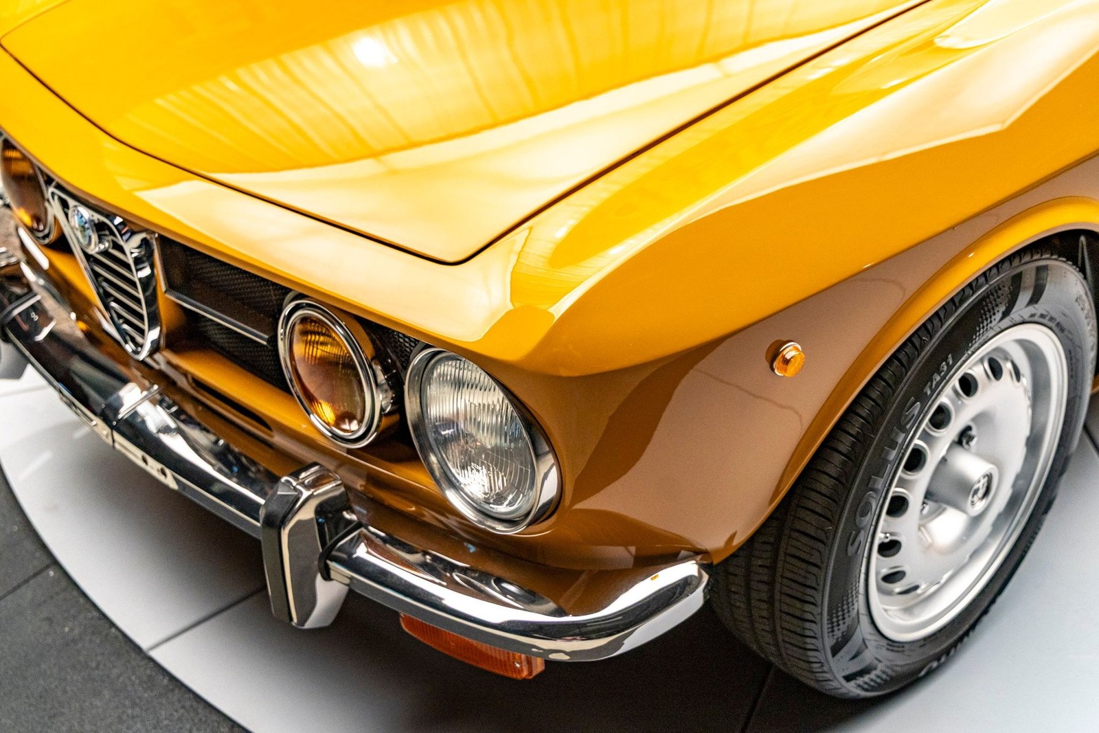 Alfa-Romeo-GTV-1750-1971-Coupe-22