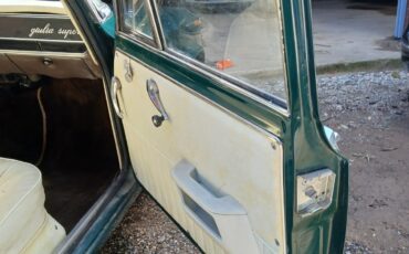 Alfa-Romeo-Giulia-1967-Sedan-11