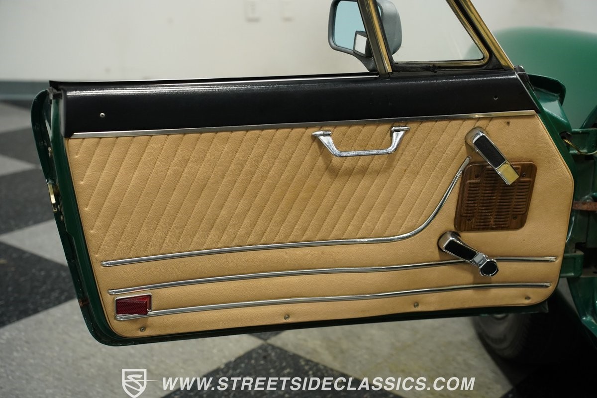 Alfa-Romeo-Spider-1978-Convertible-34