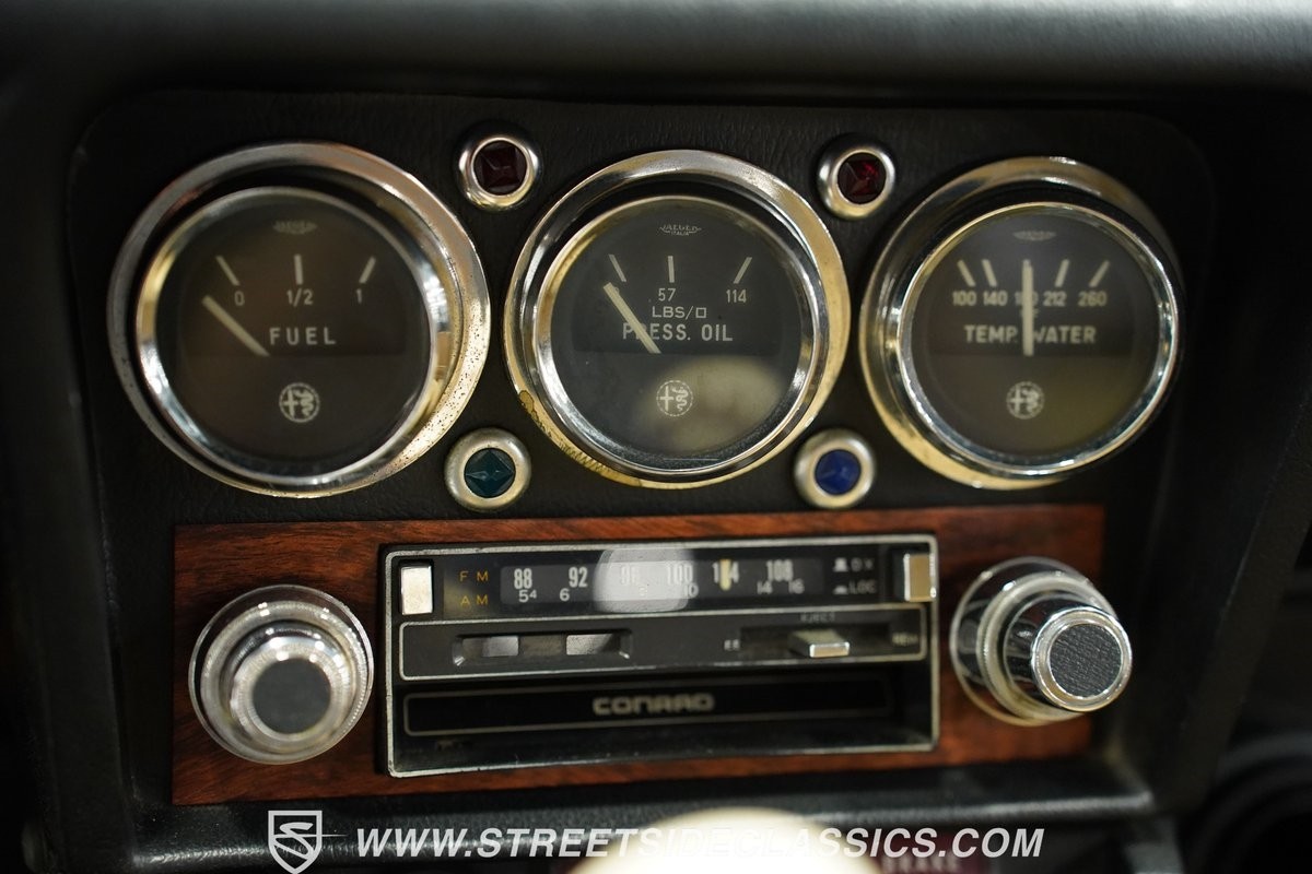 Alfa-Romeo-Spider-1978-Convertible-39