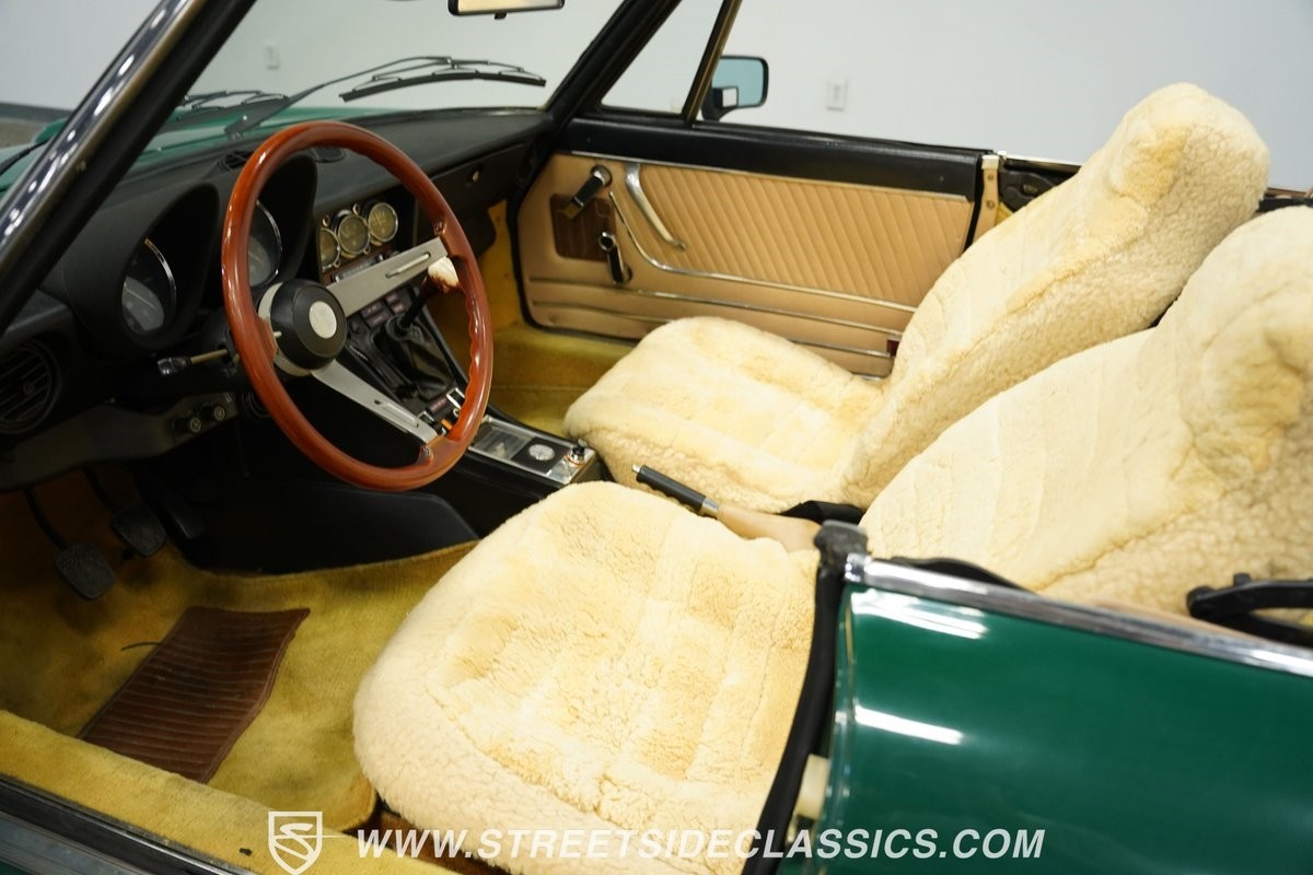 Alfa-Romeo-Spider-1978-Convertible-4