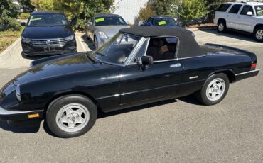 Alfa-Romeo-Spider-1989-Convertible-13