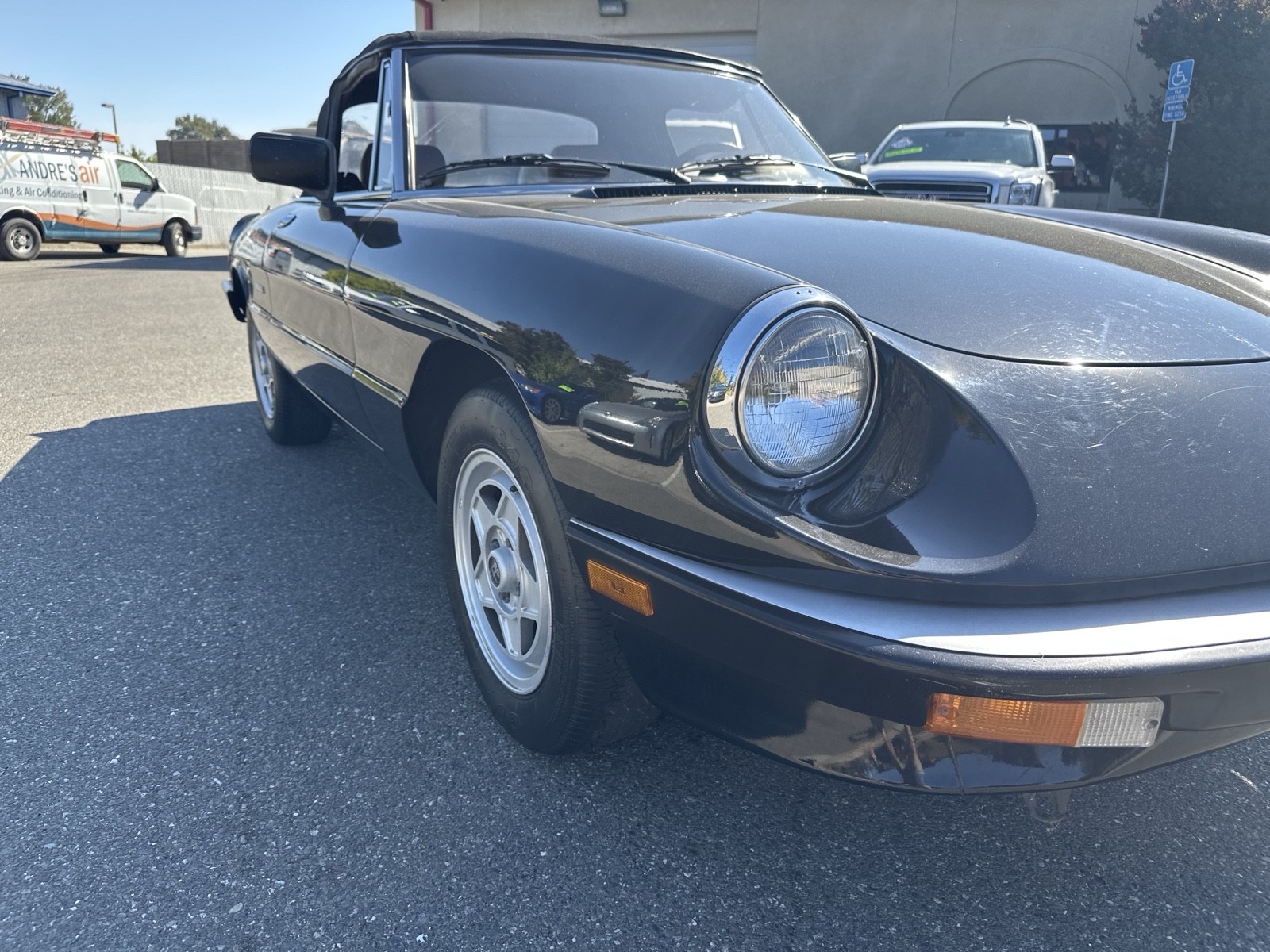 Alfa-Romeo-Spider-1989-Convertible-15