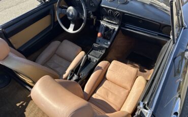 Alfa-Romeo-Spider-1989-Convertible-18
