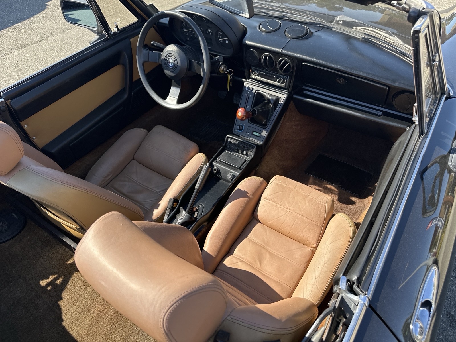Alfa-Romeo-Spider-1989-Convertible-18