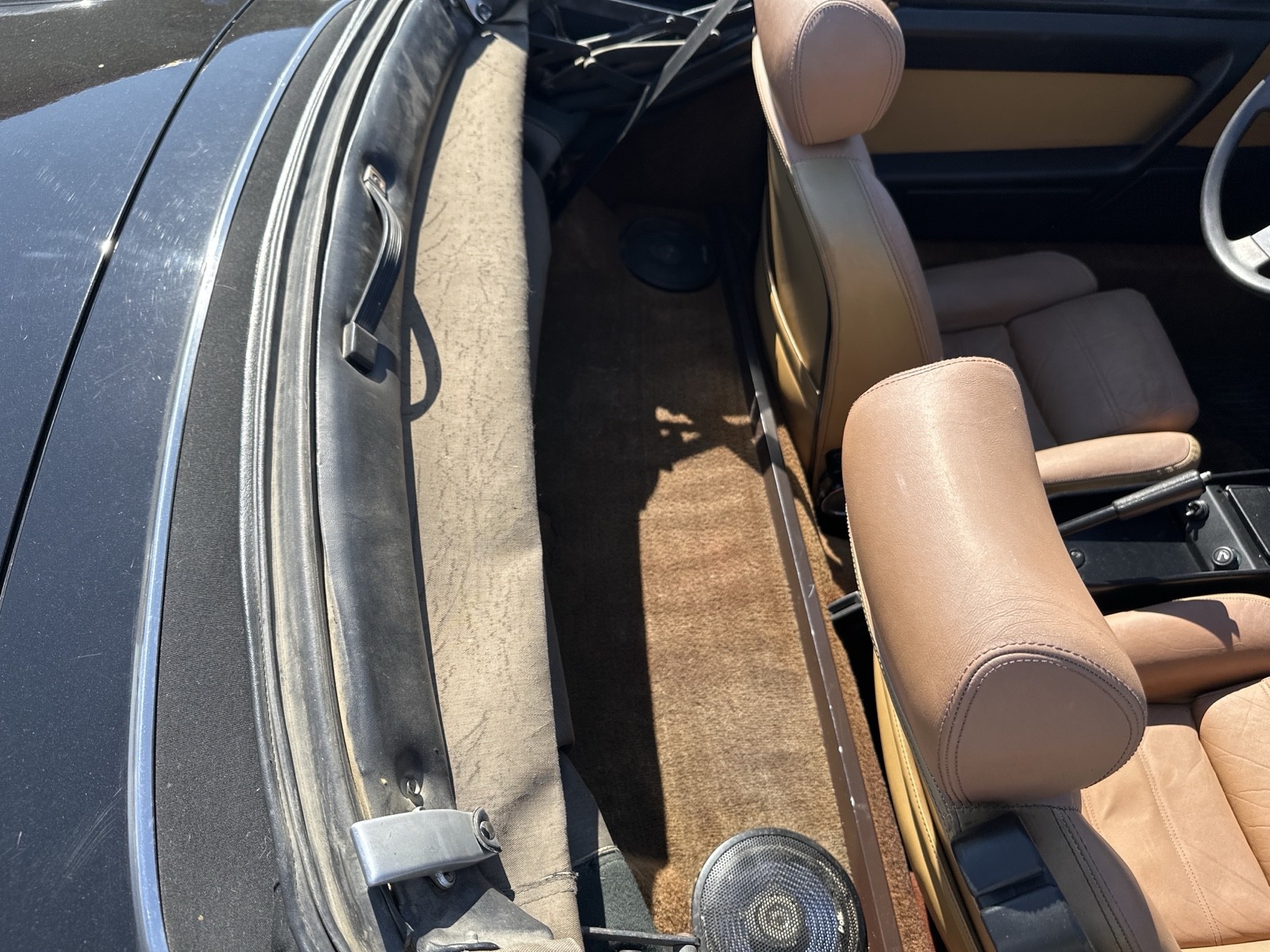 Alfa-Romeo-Spider-1989-Convertible-19