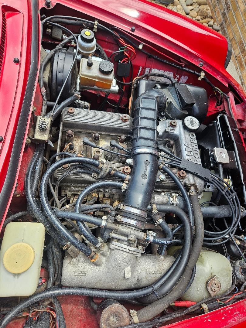 Alfa-Romeo-Spider-1989-Convertible-5