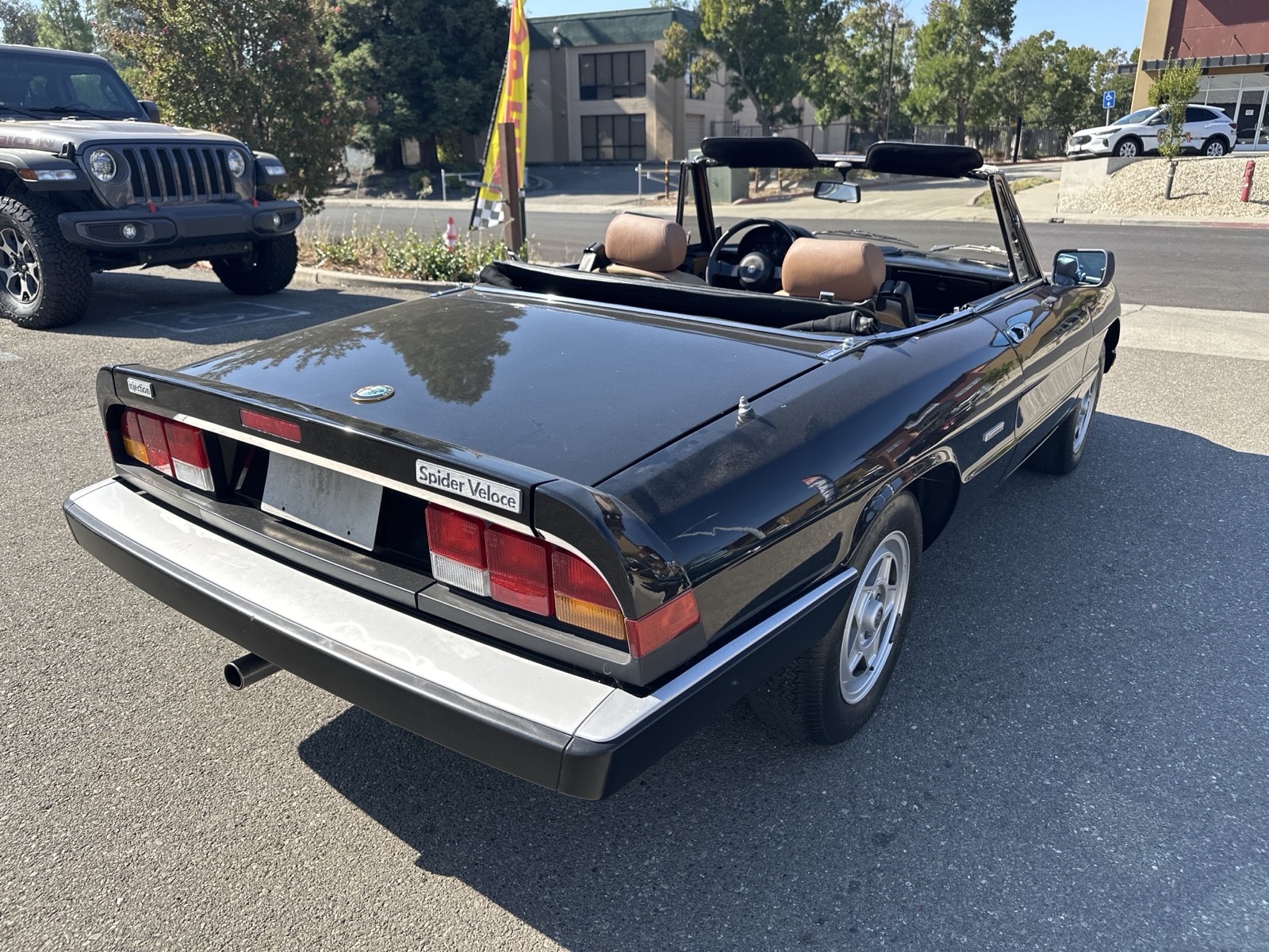 Alfa-Romeo-Spider-1989-Convertible-6