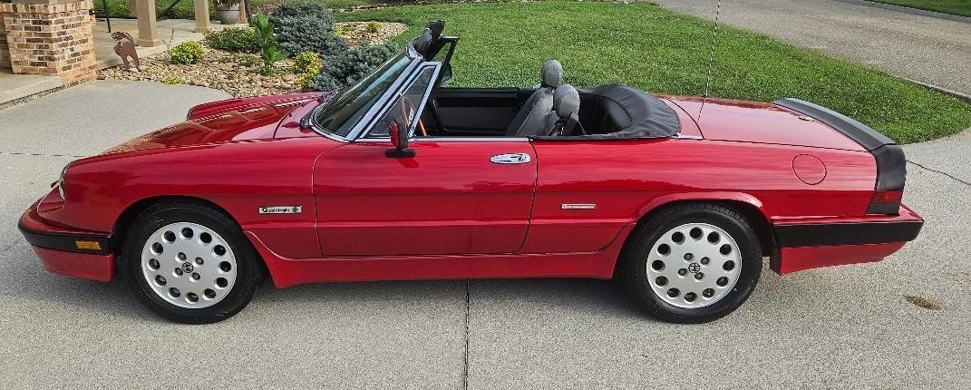 Alfa-Romeo-Spider-1989-Convertible-6
