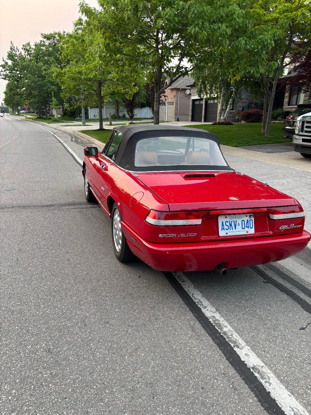 Alfa-Romeo-Spider-1992-Convertible-1