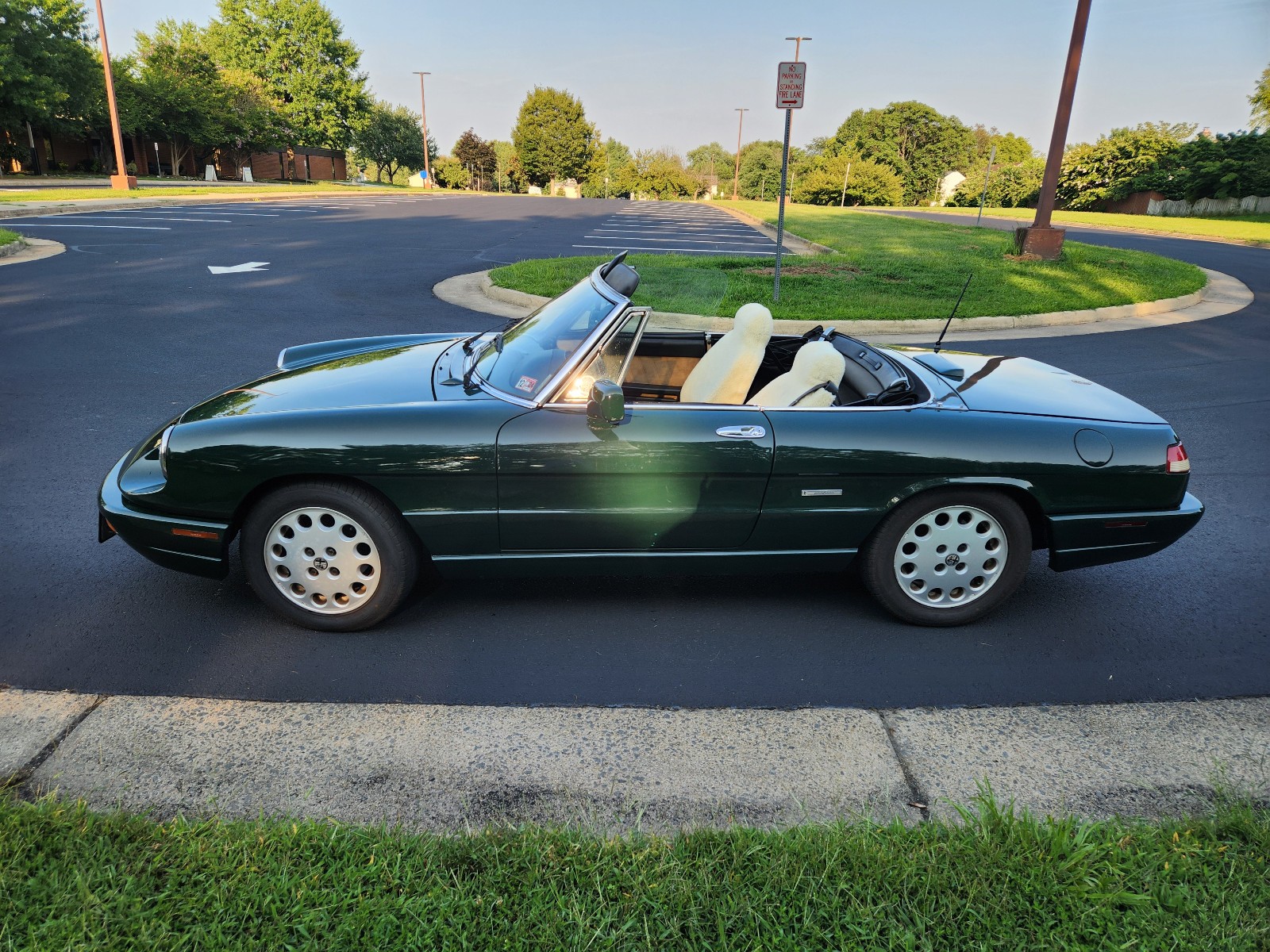 Alfa-Romeo-Spider-1992-Convertible-3