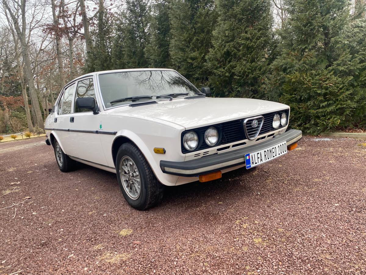 Alfa-romeo-1978-white-6