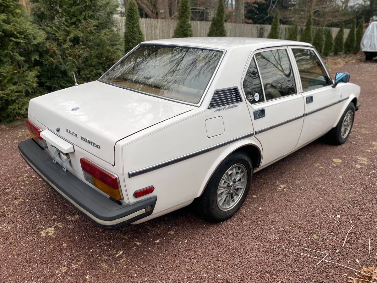 Alfa-romeo-1978-white