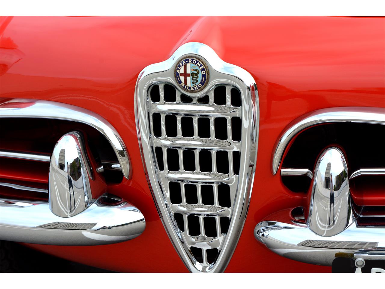 Alfa-romeo-Giulia-spider-veloce-1965-Red-Black-13
