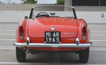 Alfa-romeo-Giulia-spider-veloce-1965-Red-Black-9