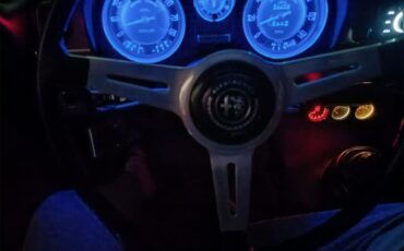 Alfa-romeo-Giulia-super-1967-Navy-Blue-Tan-17