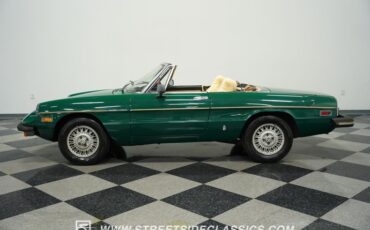 Alfa-romeo-Spider-1978-British-Green-Tan-12
