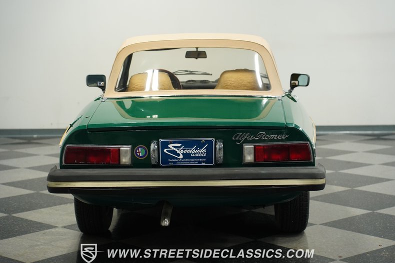 Alfa-romeo-Spider-1978-British-Green-Tan-15