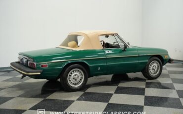 Alfa-romeo-Spider-1978-British-Green-Tan-18