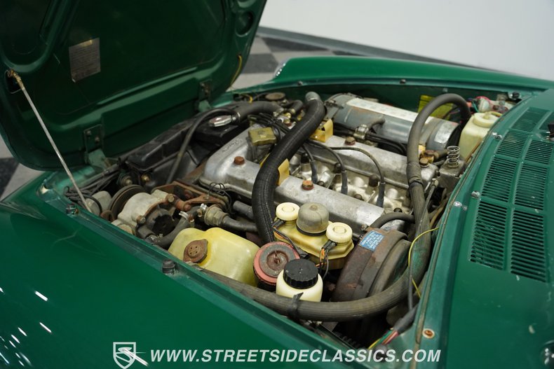 Alfa-romeo-Spider-1978-British-Green-Tan-35