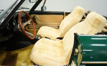 Alfa-romeo-Spider-1978-British-Green-Tan-41