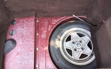 Alfa-romeo-Spider-1989-Burgundy-black-and-tan-18