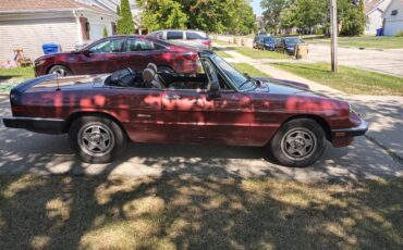 Alfa-romeo-Spider-1989-Burgundy-black-and-tan-5