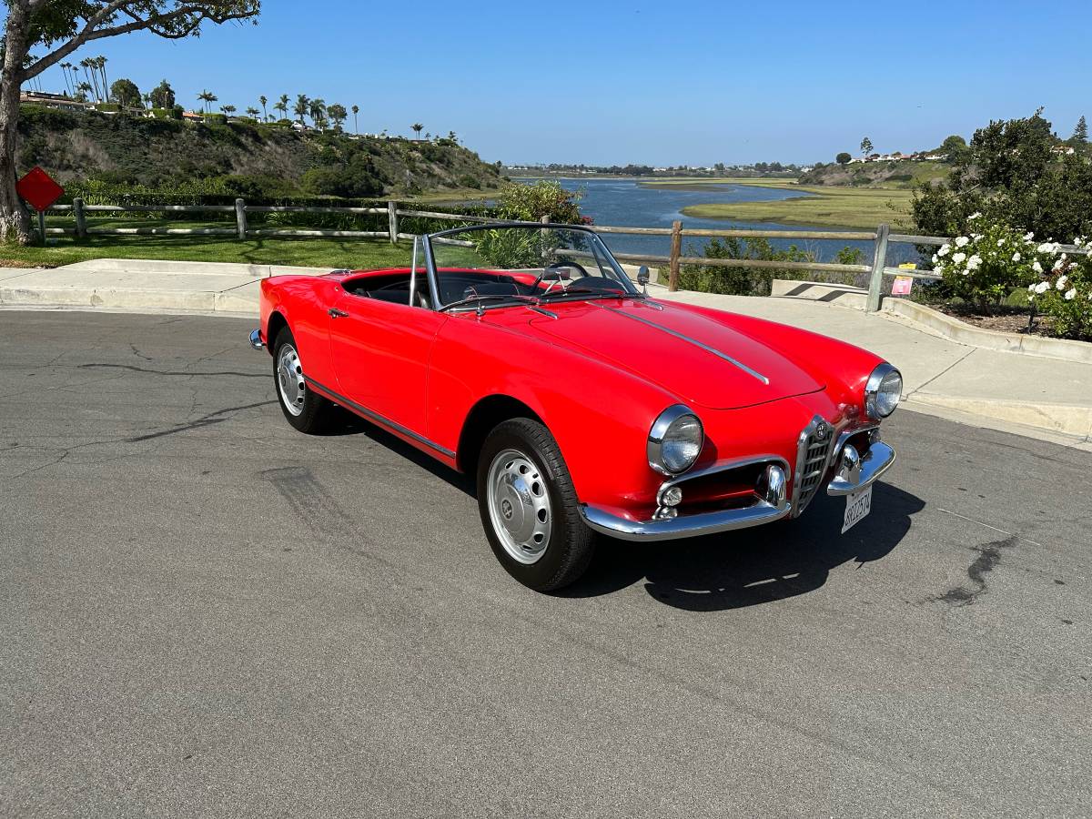 Alfa-romeo-giulietta-1961-red-10