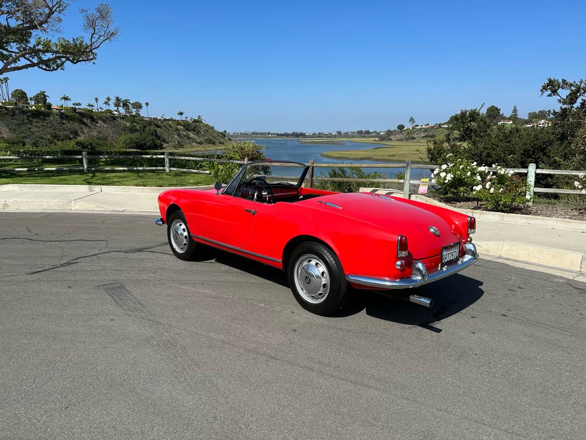 Alfa-romeo-giulietta-1961-red-4