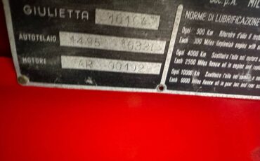 Alfa-romeo-giulietta-1961-red-8