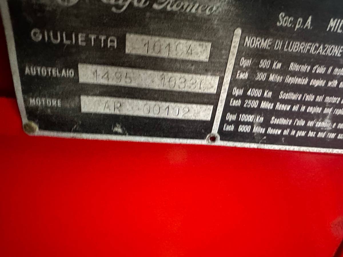 Alfa-romeo-giulietta-1961-red-8