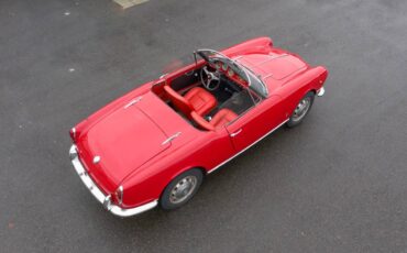 Alfa-romeo-giulietta-spider-1961-red-10