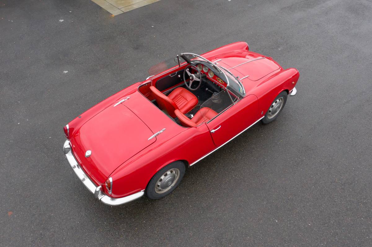 Alfa-romeo-giulietta-spider-1961-red-10