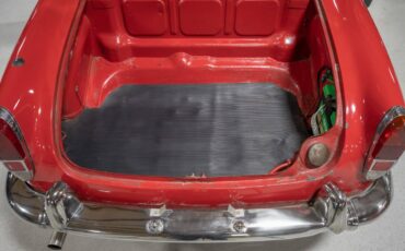 Alfa-romeo-giulietta-spider-1961-red-19