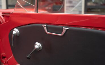Alfa-romeo-giulietta-spider-1961-red-6