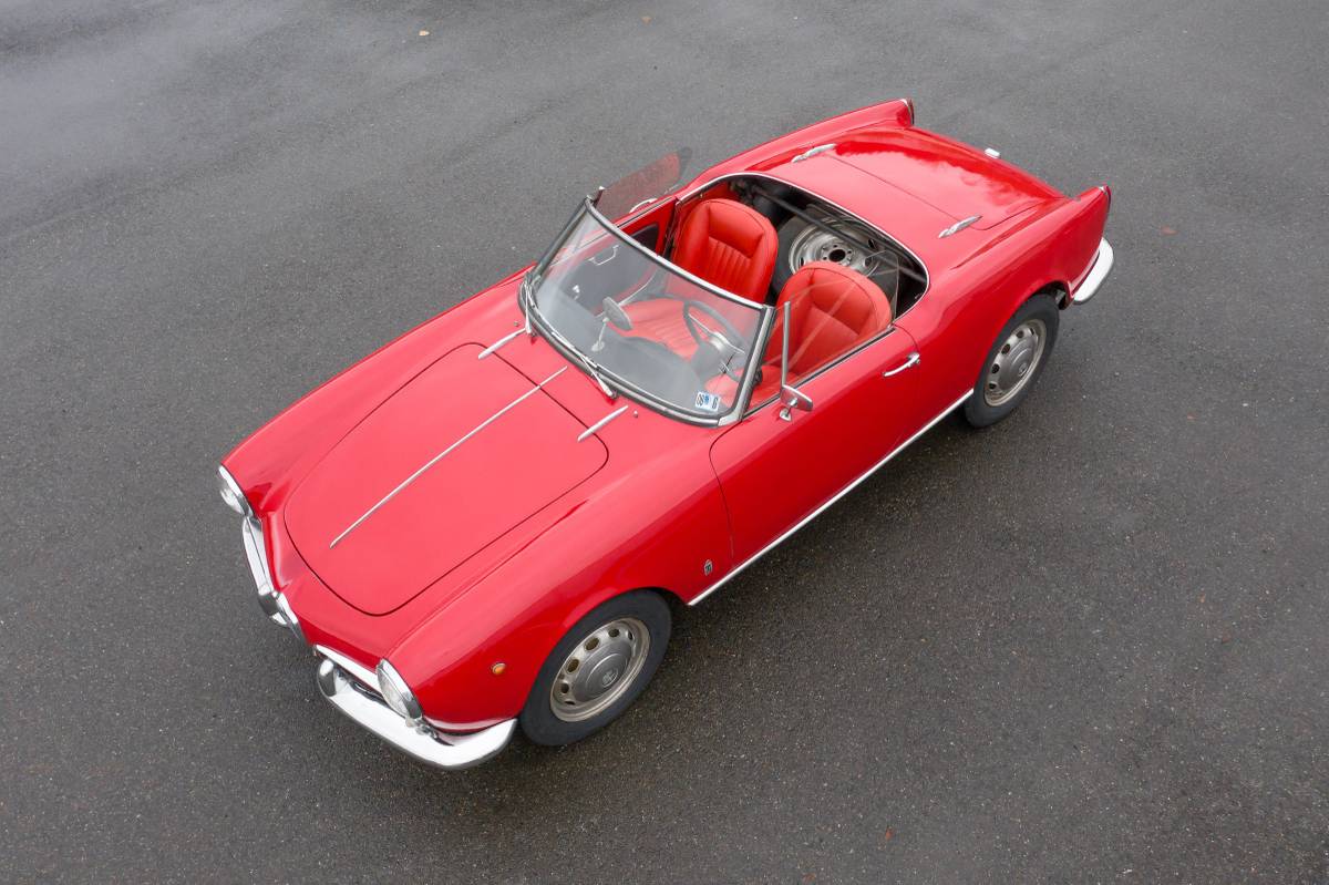 Alfa-romeo-giulietta-spider-1961-red-8
