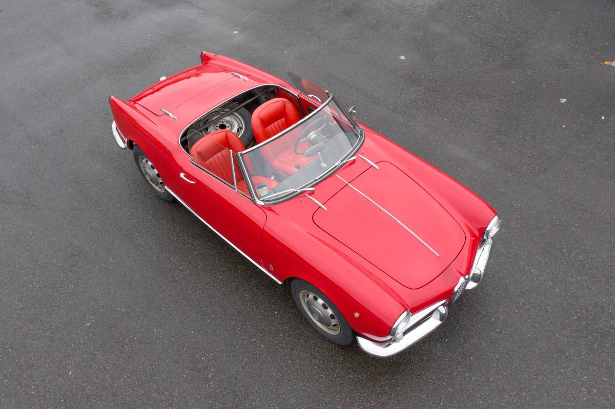 Alfa-romeo-giulietta-spider-1961-red-9