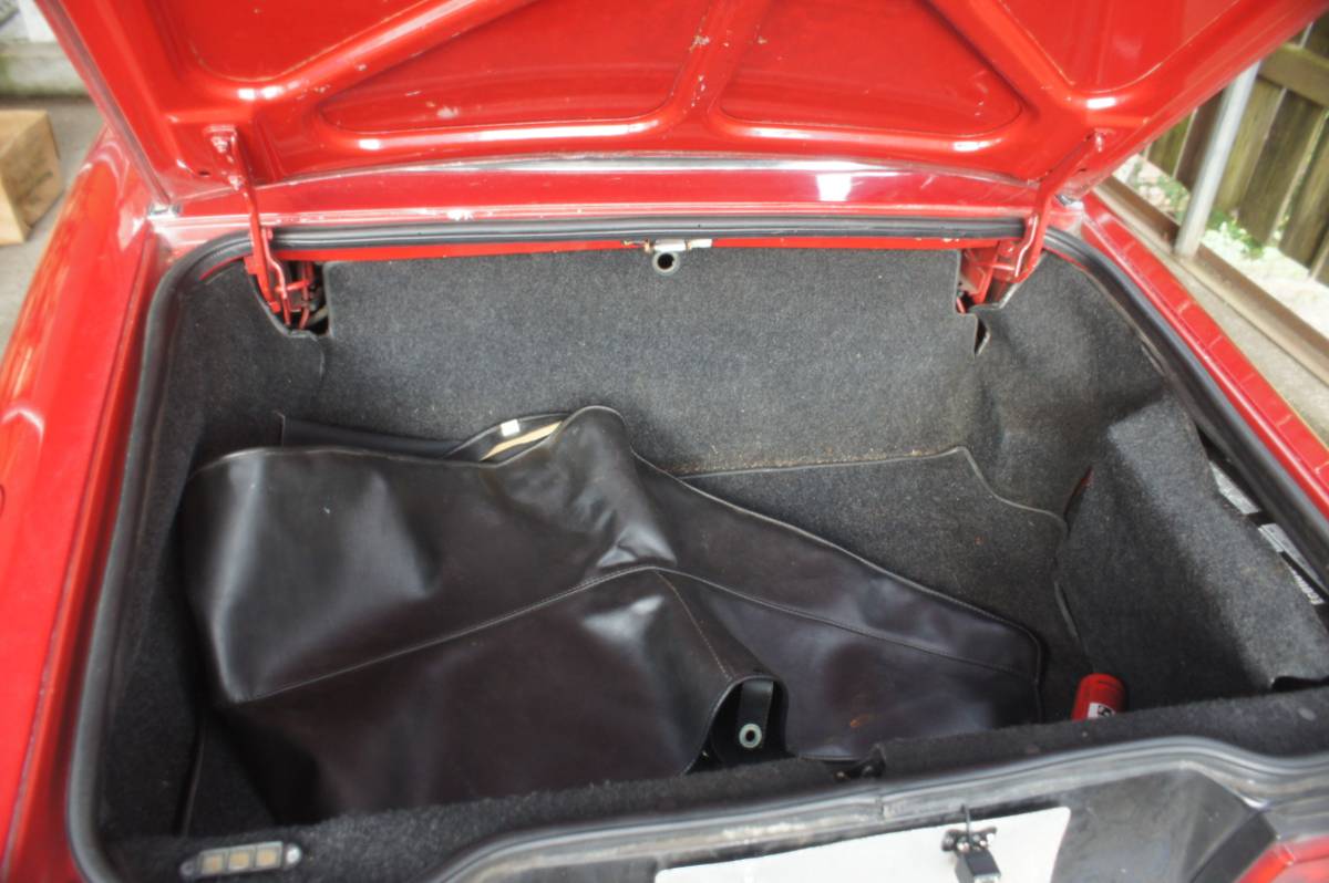 Alfa-romeo-graduate-1986-red-14