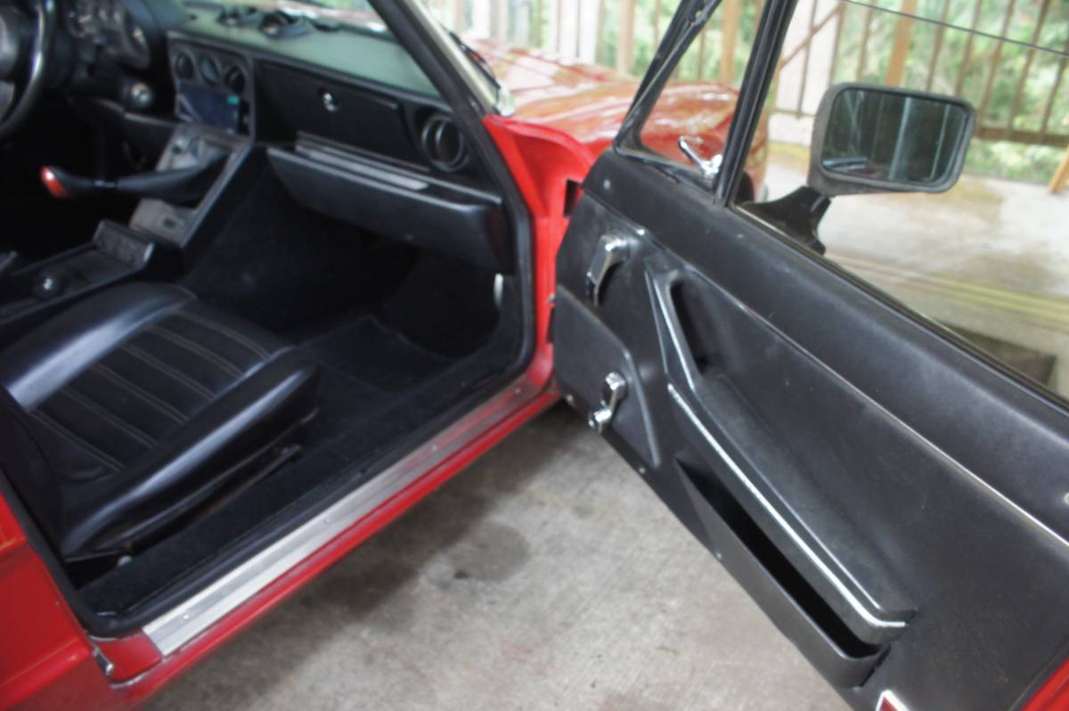 Alfa-romeo-graduate-1986-red-5