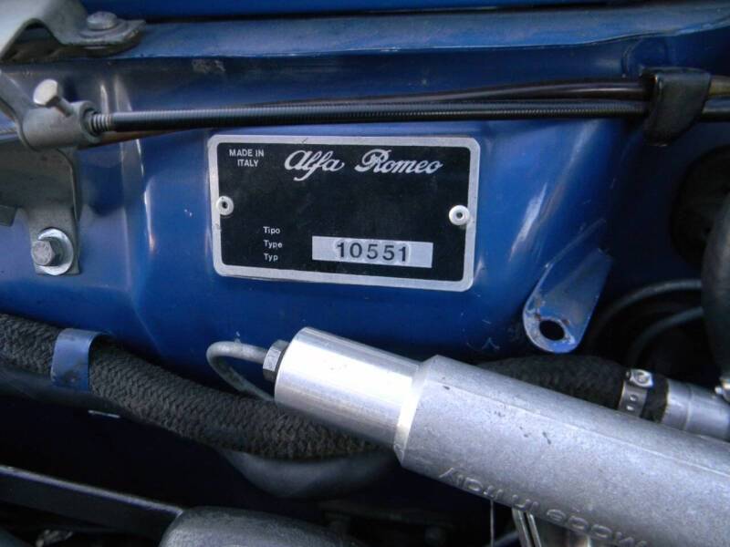 Alfa-romeo-gt-veloce-1750-1969-blue-18