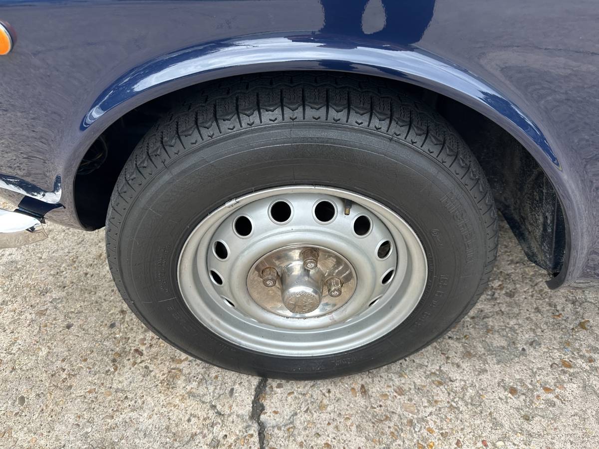 Alfa-romeo-junior-1300-1971-blue-1
