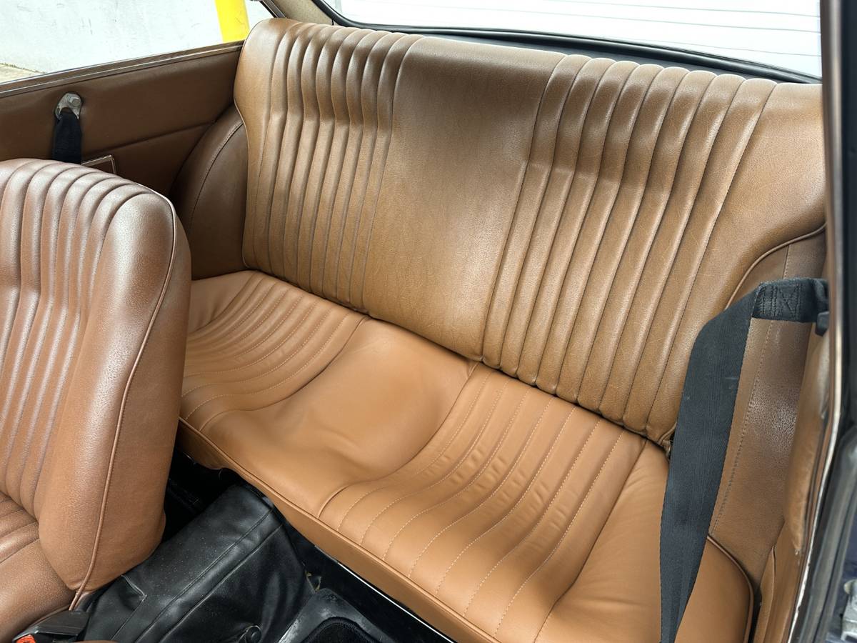 Alfa-romeo-junior-1300-1971-blue-20