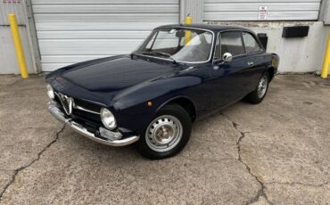 Alfa-romeo-junior-1300-1971-blue
