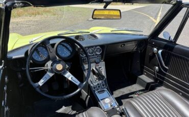Alfa-romeo-spider-1971-yellow-2