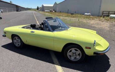 Alfa-romeo-spider-1971-yellow-5