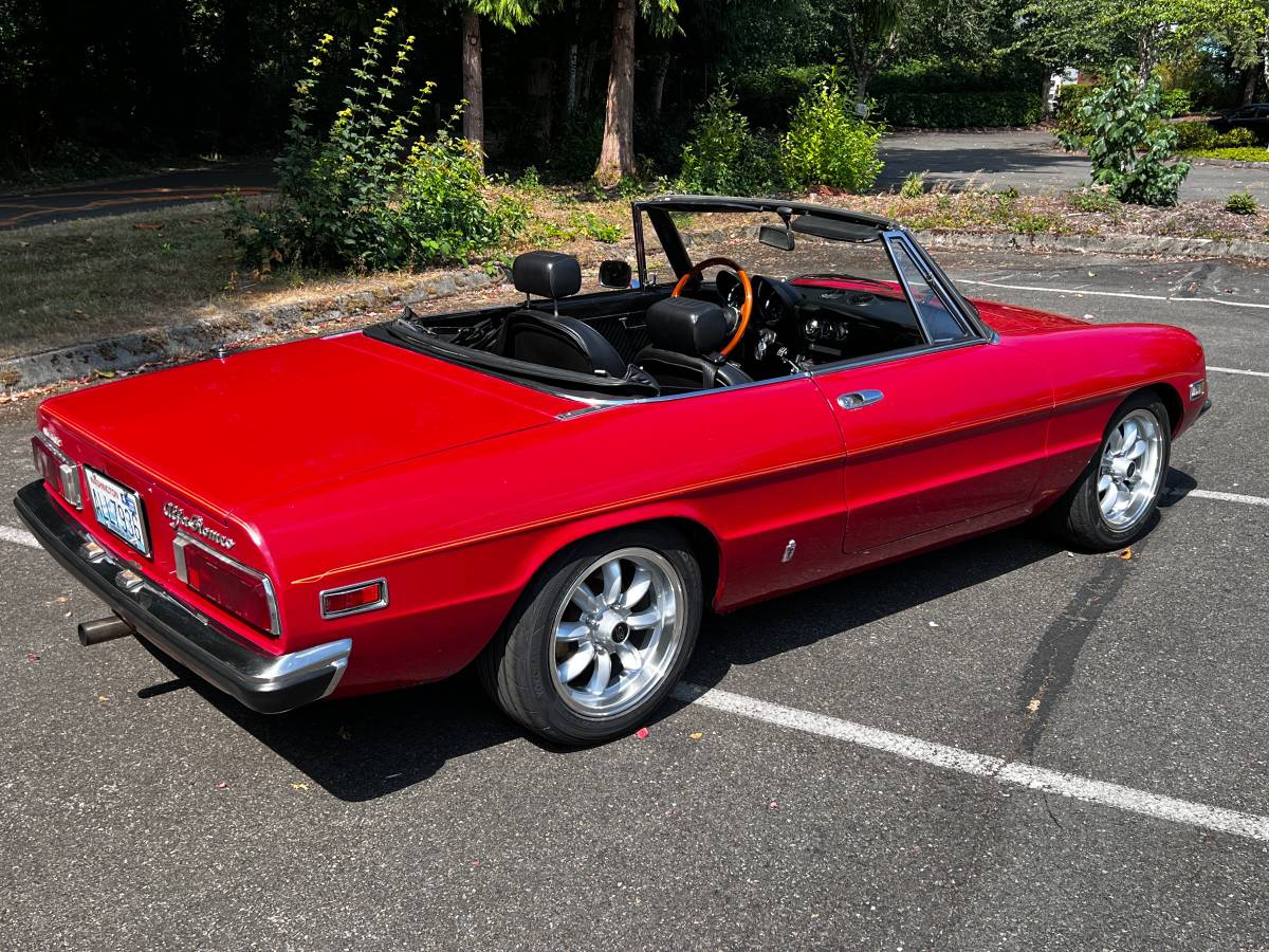 Alfa-romeo-spider-1972-red-5