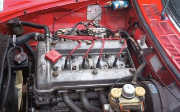 Alfa-romeo-spider-1977-red-4