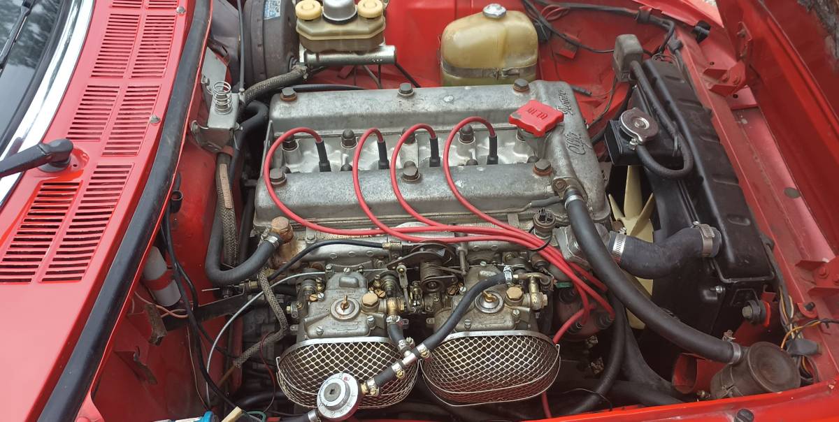 Alfa-romeo-spider-1977-red-5