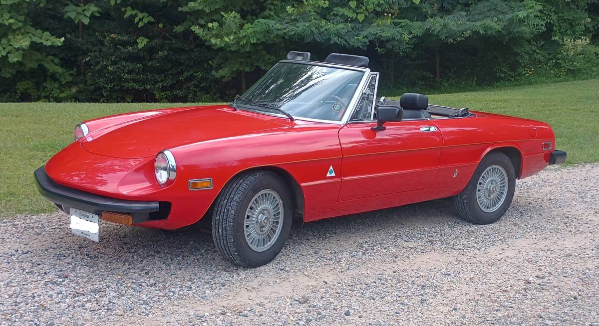 Alfa-romeo-spider-1977-red