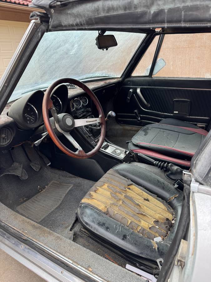 Alfa-romeo-spider-1978-silver-6